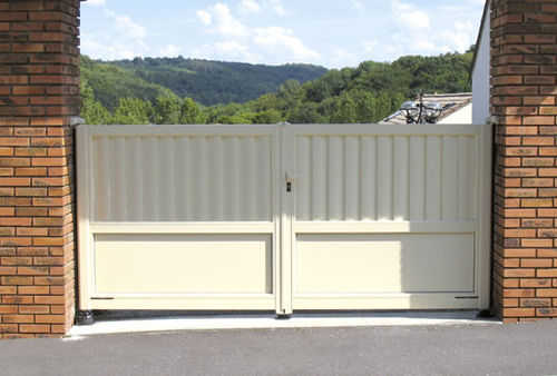 Einflügeliges Tor - CONTEMPORAIN : DESIRADE - Horizal - Aluminium / Stab / motorisiert