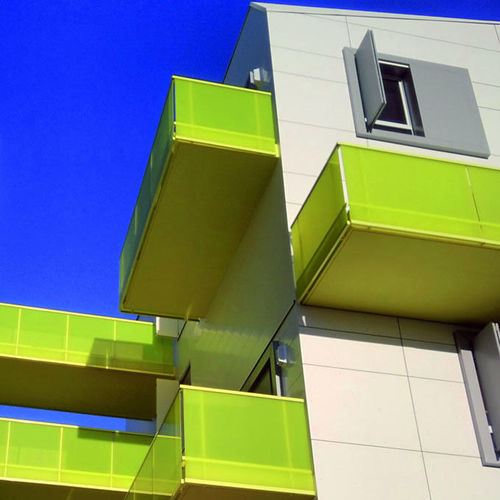 Aluminium-Geländer - AREAL - Horizal - Lochblech / für Außenbereich / für Balkon