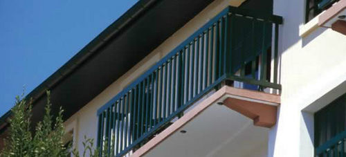 Aluminium-Geländer - BASQUE - Horizal - mit Stangen / für Außenbereich / für Treppen