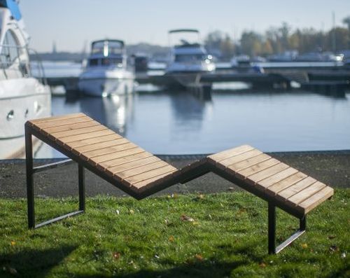Moderner Liegestuhl - SAINT-TROPEZ DECK     - Lars Laj - Holz / Stahl / für Außenbereich