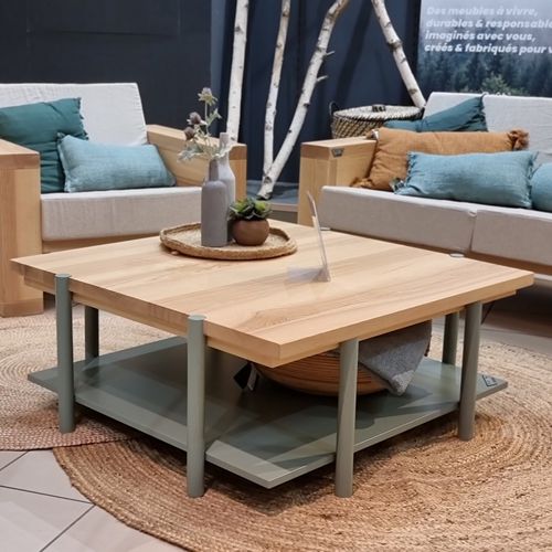 Moderner Couchtisch - CALANQUES - Brût - Esche / Gestell aus lackiertem Holz / quadratisch