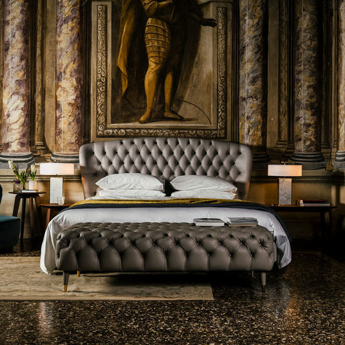 Bett / King Size - Savoi - Black Tie - Queen Size / Chesterfield / Polster
