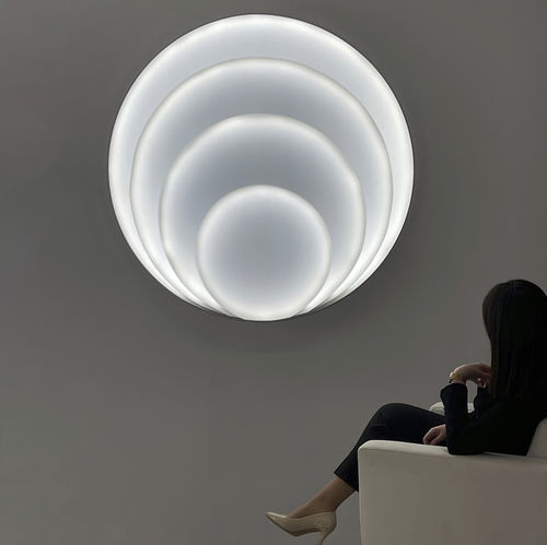 Wandleuchte / originelles Design - PEARL - KISSA LAMPS - für den Innenraum / extrudiertes Aluminium / PVC