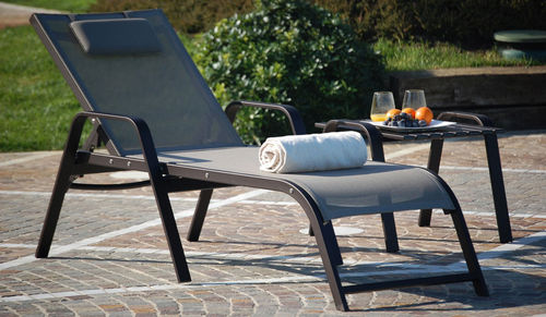 Moderne Sonnenliege - OPEN AIR - OMBRELLIFICIO R.T. MAGNANI S.R.L. - Stoff / Edelstahl / Polyester