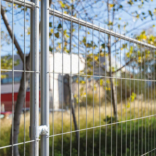 Zaun / geschweißter Maschendraht - Quaglia Diffusion - für Baustellen / für öffentliche Bereiche / Sport