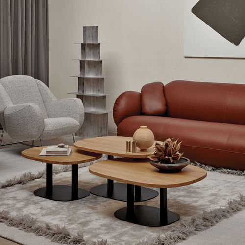 Moderner Couchtisch - Toveri - Leolux Global bv - Eiche / Nussbaum / lackiertes Holz