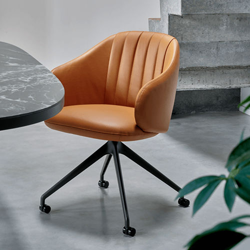 Moderner Stuhl - Baani - Leolux Global bv - für den Innenraum / Stoff / Leder
