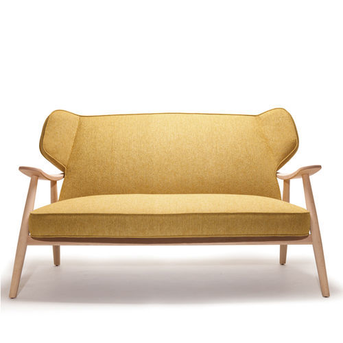 Modernes Sofa - Basic - Lagranja Collection - Stoff / mit Armlehnen / Hochlehner