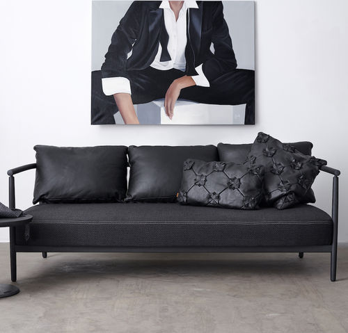 Modernes Sofa - HUMBLE  - Gemla Fabrikers AB - Stoff / Leder / mit Armlehnen