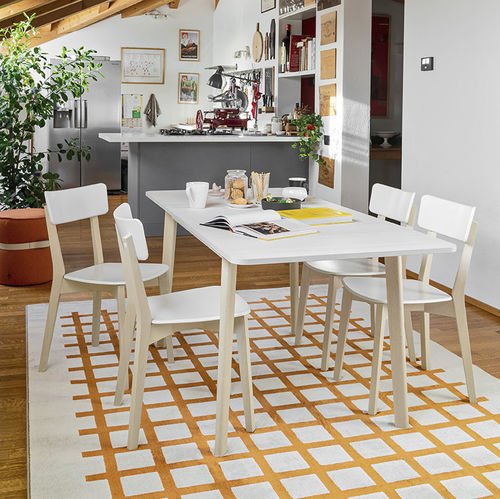 Moderner Tisch - DINE - Connubia - lackiertes Holz / melaminbeschichtet / Gestell aus Holz