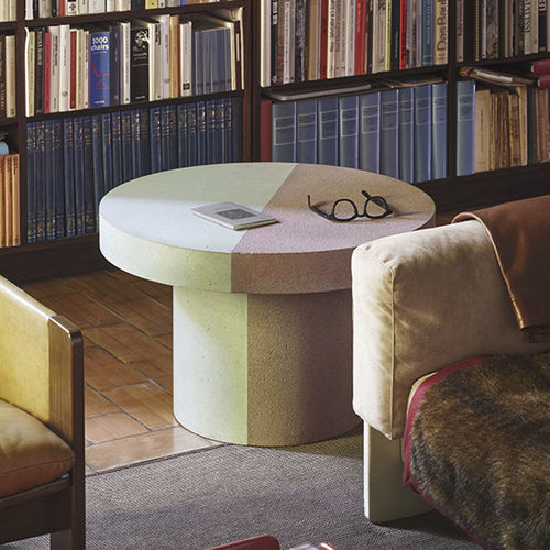 Moderner Beistelltisch - FRARI - CIMENTO - Beton / Gestell aus Beton / rund