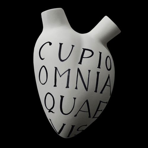 Moderne Vase - CUPIO - ELICA STUDIO - Porzellan / wandmontiert / handgefertigt