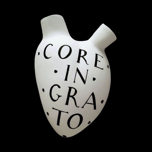 Moderne Vase - CORE INGRATO - ELICA STUDIO - Porzellan / wandmontiert / handgefertigt