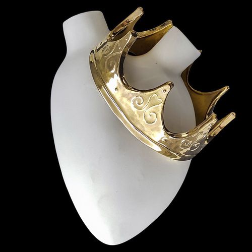 Moderne Vase -  MAJESTY - ELICA STUDIO - Porzellan / Keramik / Wand