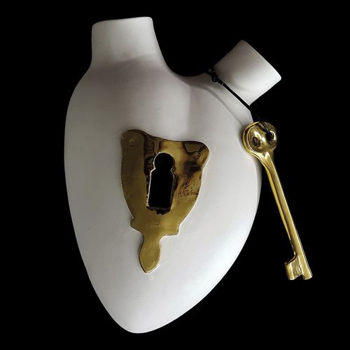 Moderne Vase - LOCK - ELICA STUDIO - Porzellan / Wand / handgefertigt