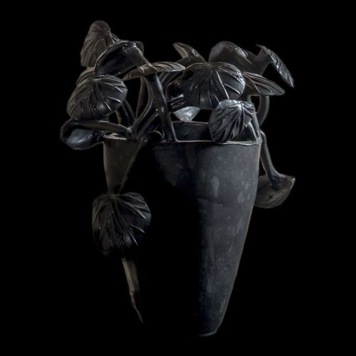 Moderne Vase - BEGONIAS - ELICA STUDIO - Porzellan / handgefertigt / bodenstehend