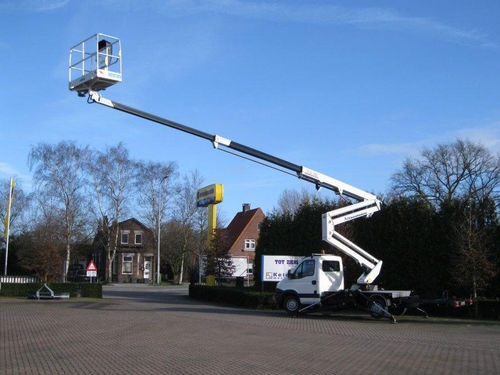 Hubarbeitsbühne für Baustellen - SCA 24 - Safi Group srl - für Außenbereich / LKW-montiert / Hoch