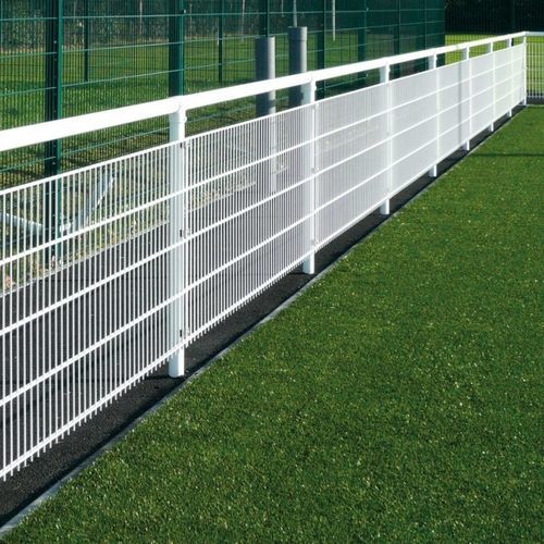 Geländer / galvanisiertem Stahl - Metalu Plast - geschweißter Maschendraht / für Außenbereich / für Sportanlage
