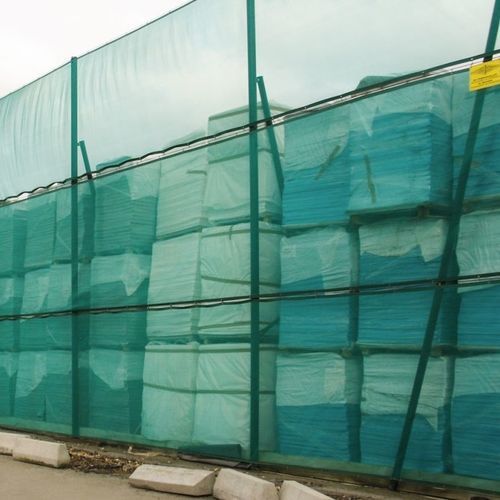 Schirmwand / Polyethylen (PE) - Metalu Plast - für Sportplätze / maßgefertigt
