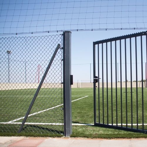 Fußballfeld für öffentliche Bereiche - THE PITCH - Metalu Plast