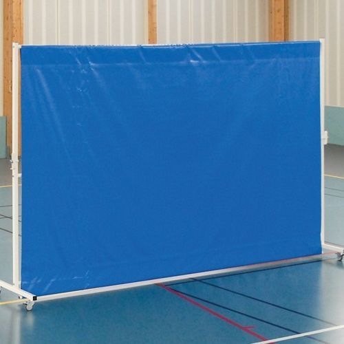 Metall-Raumteiler - Metalu Plast - Stoff / für Sportanlage / für den Innenraum