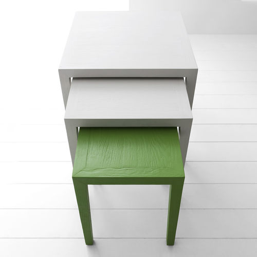 Moderner Satztisch - SYDNEY - LANDO - Massivholz / Gestell aus Holz / quadratisch