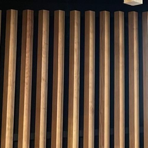 Wandmontierte Akustikplatte - WL/R8/38x38 - Woodslines - für Trennwand / für abgehängte Decken / Lärche