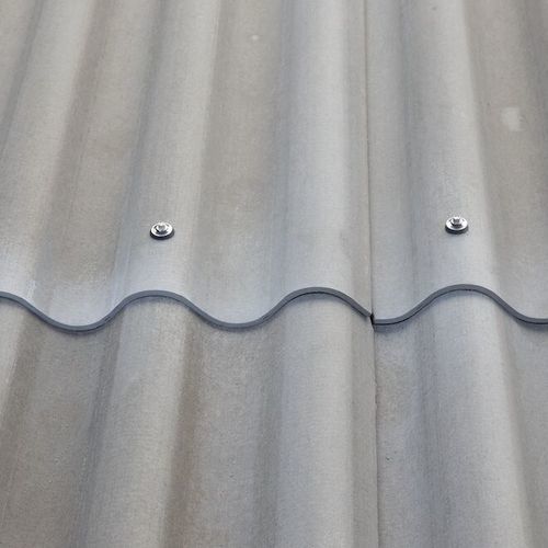 Welldachplatte - FARMTEC  - Euronit - Faserzement / Ziegeloptik / mit integrierter Schall- und Wärmedämmung