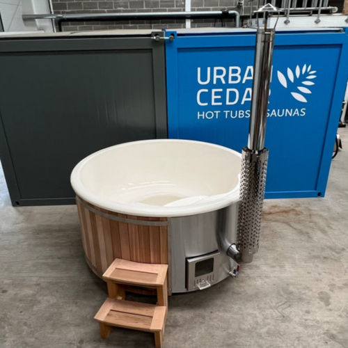 Whirlpool zum Aufstellen - Off-Grid Wood Fired - Urban Cedar Hot Tubs and Saunas - rund / Fünfsitzer / Acryl