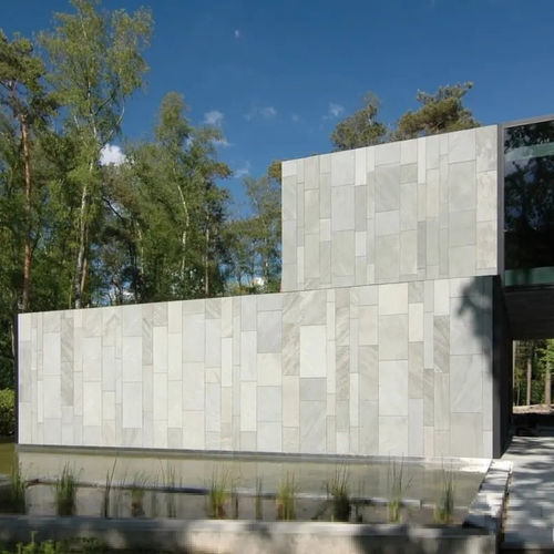 Fassadenverkleidung aus Lamellen - KANDLA - Uway Stone India Pvt Ltd - Sandstein / vertikal / horizontal