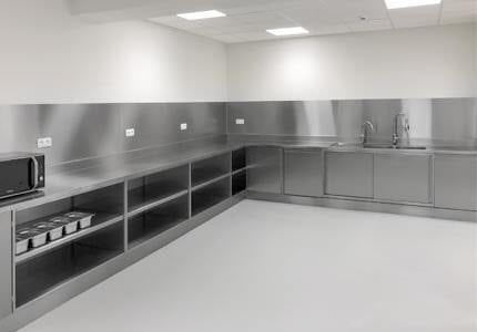 Moderne Küche - S1 - AGMA ARREDO INOX PROFESSIONALE SRL A SOCIO UNICO - Edelstahl / L-förmig / großformatig