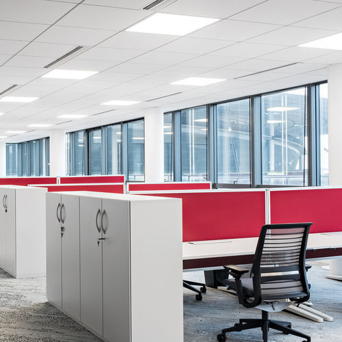 Mineralfaser-Zwischendecke - AMF THERMATEX dB - Knauf Ceiling Solutions - aus Fliesen / für Büro / für Konferenzraum