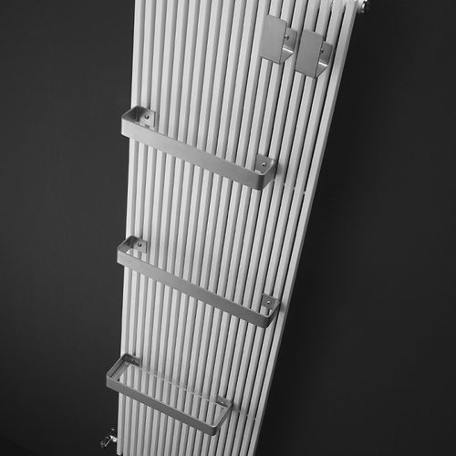 Handtuchhalter / 3 Stangen - 316 - ANTRAX - wandmontiert / Stahl