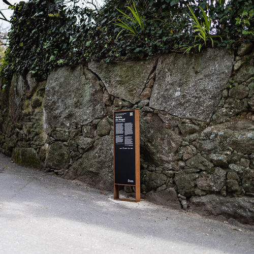 Stele zur Beschilderung - URBANO XS2 - Floema - Werbe / digital / doppelseitig