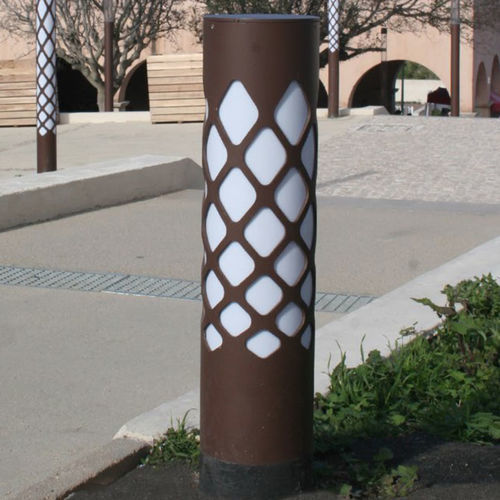 Leuchtpoller für Garten - KEO / KEA - ECLATEC International - modern / Polycarbonat / aus lackiertem Aluminium