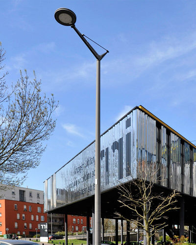 Aluminiumguss-Lichtmast - ELIPT - ECLATEC International - für Straße / modern / PMMA