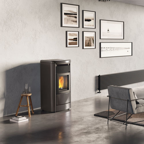 Wasserführender Kaminofen / Pellet - Monday190 H - EK63 - 10 kW...20 kW / 5 kW...10 kW / 0 - 5 kW