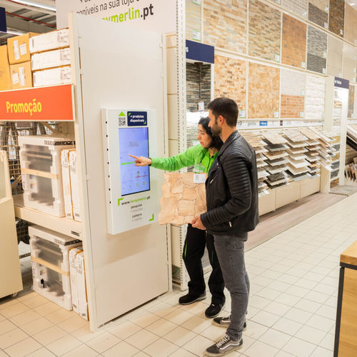 Multimedia-Infosäule - T-LINE DISPLAY - PPDS - für den Innenraum / wandmontiert / Information