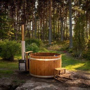 Whirlpool zum Aufstellen - ORIGINAL WOODY M - Kirami - rund / Sechssitzer / Viersitzer