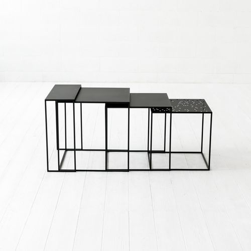 Moderner Satztisch - GEOMETRY  - IDDO - Stahl / Gestell aus Stahl / quadratisch
