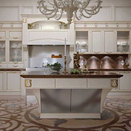 Klassische Küche - TAORMINA : LUXURY - ARCARI ARREDAMENTI - Holz / Kochinsel / mit Griffen