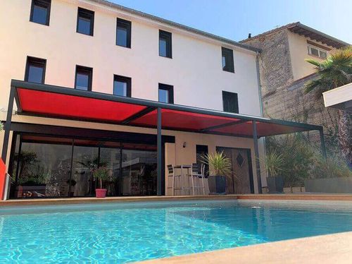 Angebaute Pergola - USINE-ONLINE - extrudiertes Aluminium / mit Stoffüberdachung / Faltdach