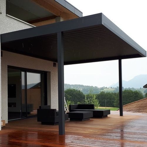 Angebaute Pergola - USINE-ONLINE - extrudiertes Aluminium / mit orientierbaren Lamellen / maßgefertigt