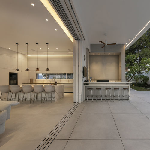 Minimalistisches Schiebesystem - Motion 520 - MOTION FACADES - Aluminium / für Terrasse / Thermo