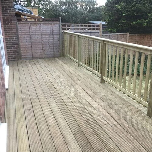 Holz-Terrassendiele - Jacksons Fencing - rutschfest / gerillt / für Privatgebrauch