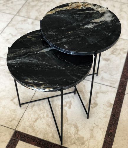 Moderner Satztisch - BELVEDERE  - PASIFIK GRANIT - Quarzit / Gestell aus Metall / rund
