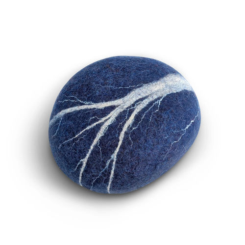 Modernes Sitzkissen - BLUE FLASH - Katsu Stones - Wolle / rund / handgefertigt