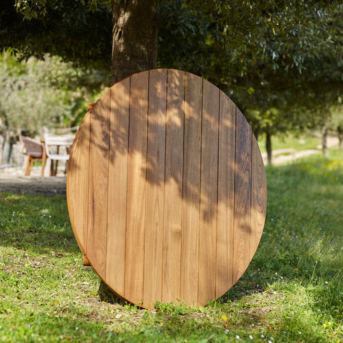 Design-Tisch - UZ - Yaaz - Teakholz / Gestell aus Teakholz / rund