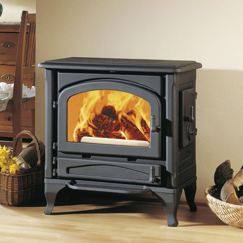Holz-Kaminofen - Wien - AUSTROFLAMM - 6 kW / freistehend / traditionell
