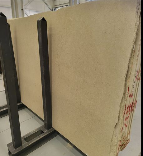 Kalkstein-Natursteinplatte - BEIGE NOVELDA - MARMOMAR SPAIN - für Wand / für Innenausbau / für Arbeitsplatte
